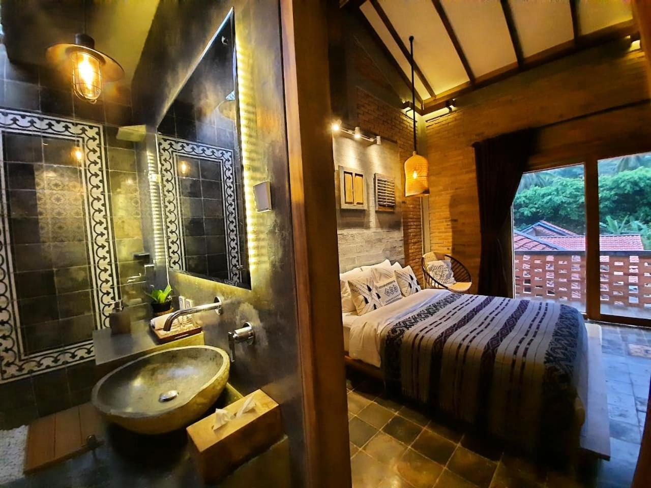 Oma Watu Inn Pringkuku Ruang foto